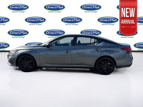 2021 Nissan Altima SR FWD