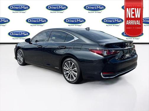 2021 Lexus ES 300h Base