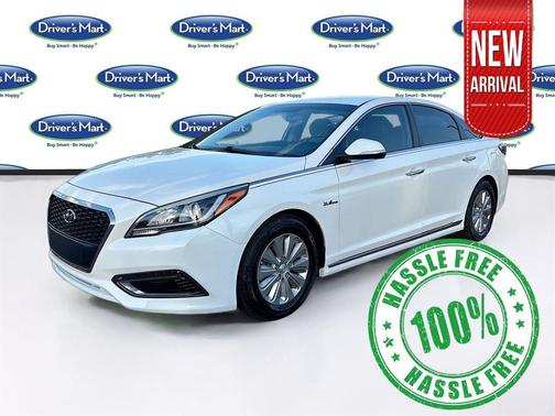 2017 Hyundai SONATA Hybrid SE