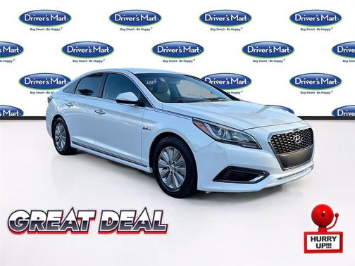 2017 Hyundai SONATA Hybrid SE