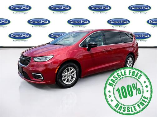 Red Hot Pearlcoat 2025 Chrysler Pacifica L