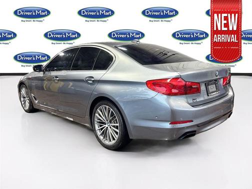 2017 BMW 540 540i