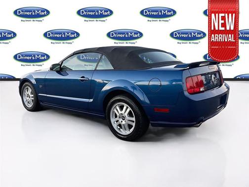 2007 Ford Mustang Base