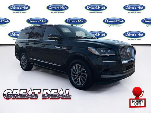 2023 Lincoln Navigator Standard