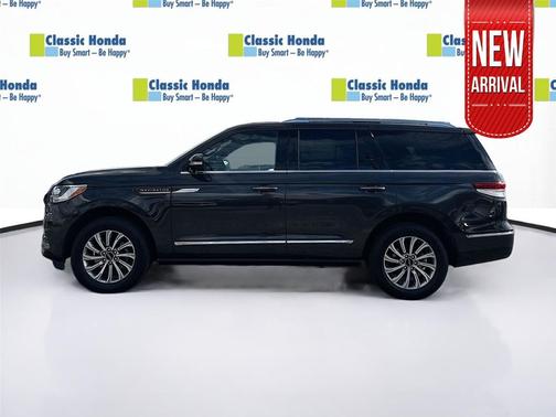 2023 Lincoln Navigator Standard
