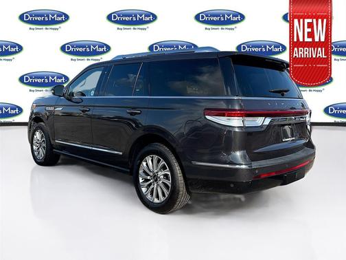 2023 Lincoln Navigator Standard