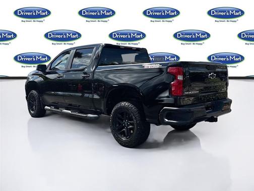 2022 Chevrolet Silverado 1500 Custom Trail Boss