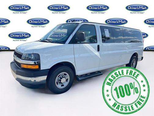 Summit White 2019 Chevrolet Express 3500 LT