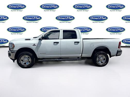 2022 RAM 2500 Tradesman Crew Cab 4x4 6'4' Box