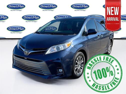 2020 Toyota Sienna XLE