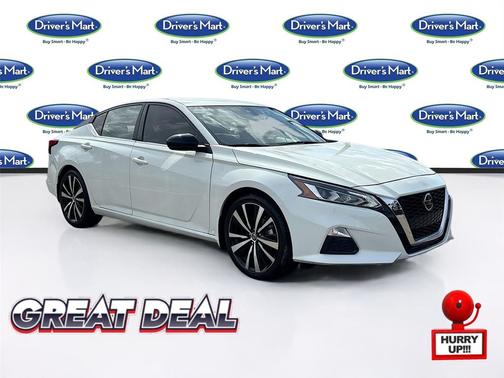 2022 Nissan Altima SR FWD