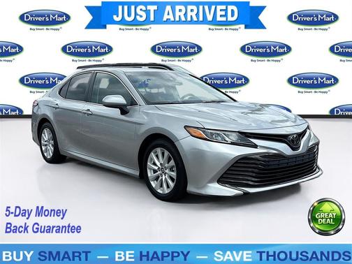 Celestial Silver Metallic 2018 Toyota Camry LE