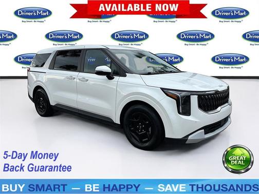 Snow White Pearl 2025 Kia Carnival LXS