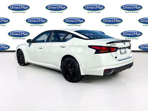 2022 Nissan Altima SR Intelligent AWD