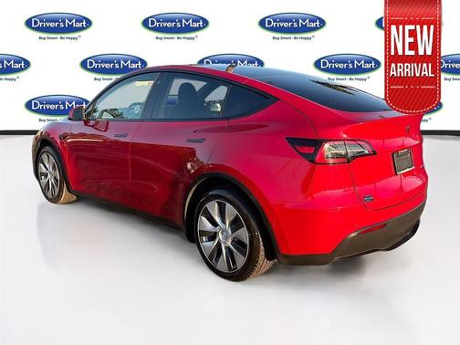 2022 Tesla Model Y Long Range Dual Motor All-Wheel Drive