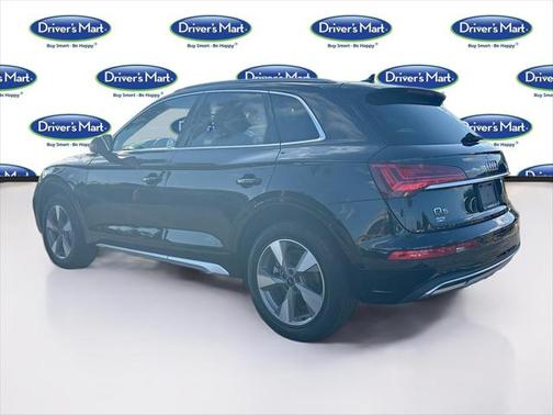 2022 Audi Q5 40 Premium Plus