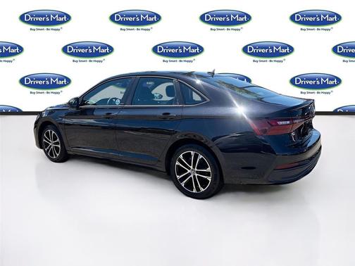 Deep Black Pearl 2025 Volkswagen Jetta 1.5T Sport