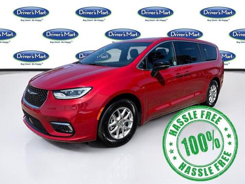 Red Hot Pearlcoat 2025 Chrysler Pacifica L