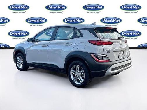 2022 Hyundai KONA SE