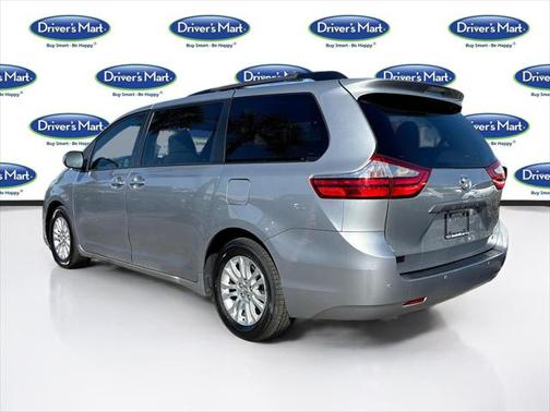 2017 Toyota Sienna XLE Premium