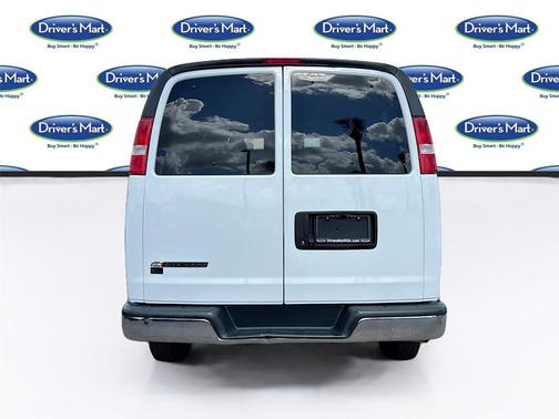 Summit White 2020 Chevrolet Express 3500 RWD 3500 Regular Wheelbase LT