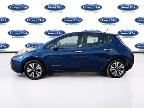 Deep Blue Pearl 2017 Nissan Leaf SL