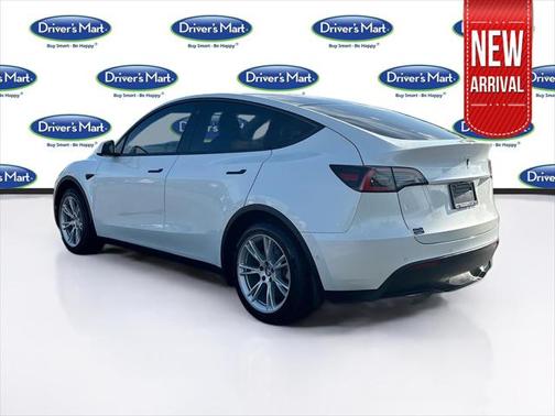 2021 Tesla Model Y Standard Range Rear-Wheel Drive