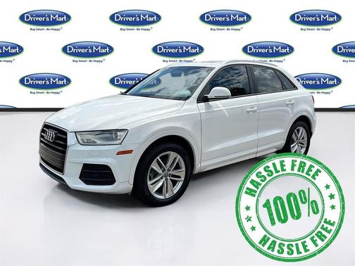 Cortina White 2017 Audi Q3 2.0T Premium