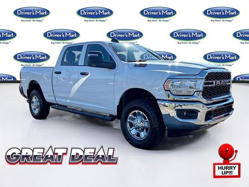 2024 RAM 2500 Tradesman Crew Cab 4x4 6'4' Box