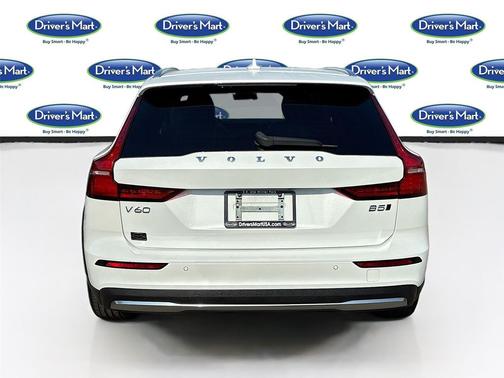 2025 Volvo V60 Cross Country Plus, B5 AWD Gas (mild hybrid)