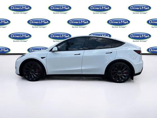 Pearl White Multi-Coat 2023 Tesla Model Y Performance Dual Motor All-Wheel Drive
