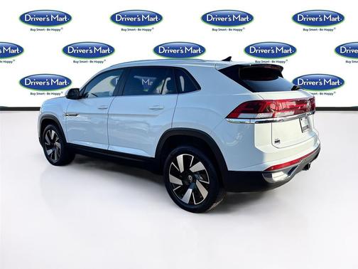 2025 Volkswagen Atlas Cross Sport 2.0T SE w/Technology