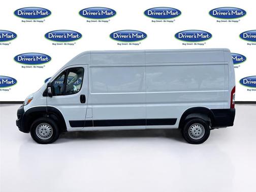 Bright White Clearcoat 2025 RAM ProMaster 2500 Tradesman