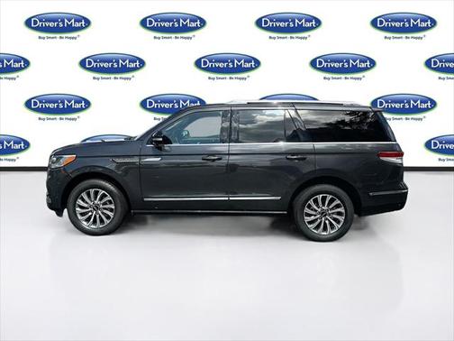 2023 Lincoln Navigator Standard