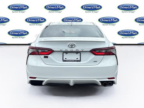 Super White 2021 Toyota Camry SE