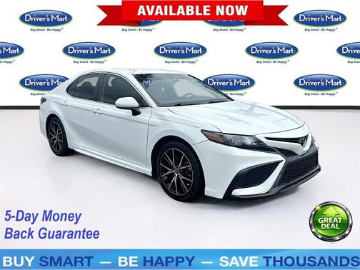 Super White 2021 Toyota Camry SE