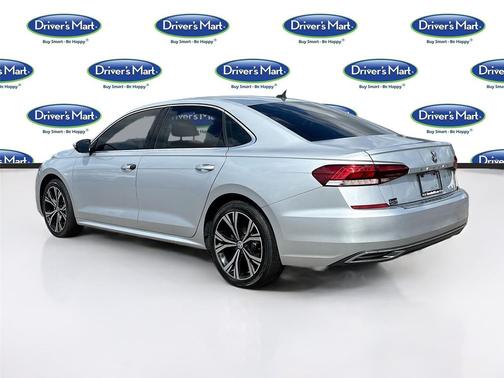 2021 Volkswagen Passat 2.0T SE