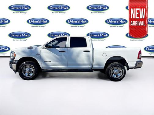 2022 RAM 2500 Tradesman Crew Cab 4x4 6'4' Box