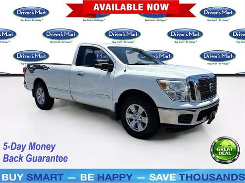 Glacier White 2018 Nissan Titan SV