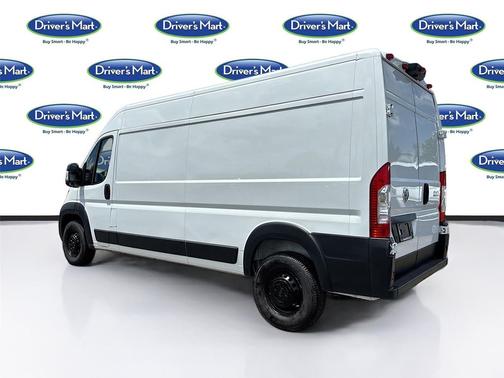 Bright White Clearcoat 2025 RAM ProMaster 2500 Tradesman
