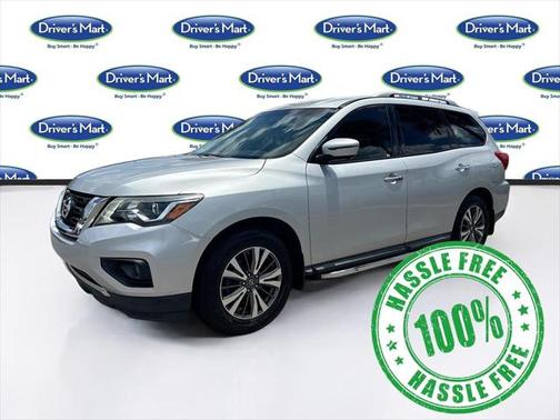 2017 Nissan Pathfinder SL