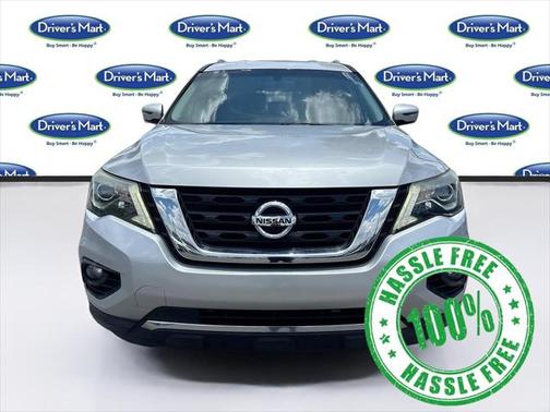 2017 Nissan Pathfinder SL