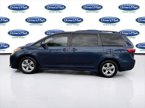 2020 Toyota Sienna LE