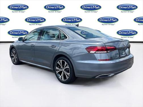 2022 Volkswagen Passat 2.0T SE