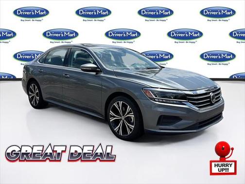 2022 Volkswagen Passat 2.0T SE