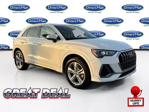 2021 Audi Q3 45 S line Premium
