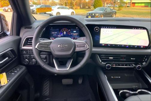 2025 Chevrolet Suburban 4WD Z71