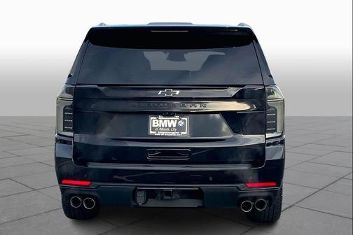 2025 Chevrolet Suburban 4WD Z71