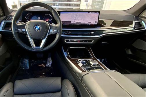 Black Sapphire Metallic 2026 BMW X5 xDrive40i