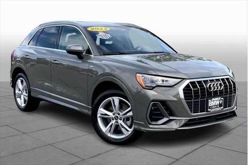 2022 Audi Q3 45 S line Premium